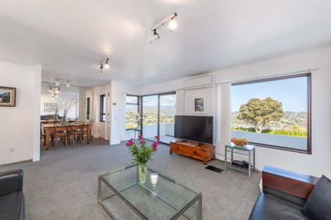 Photo of property in 22 Tamahine Street, Maupuia, Wellington, 6022