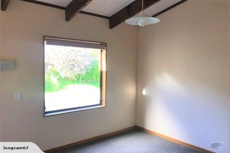 Photo of property in 127 Winara Avenue, Waikanae, 5036