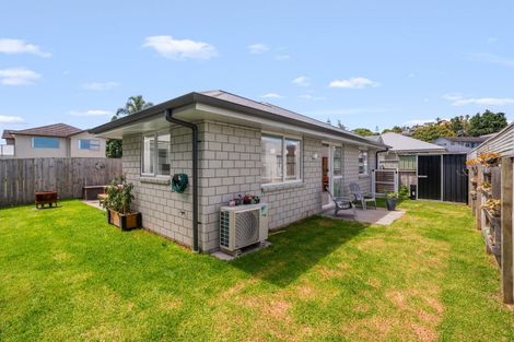 Photo of property in 7 Te Rehutai Rise, Welcome Bay, 3112