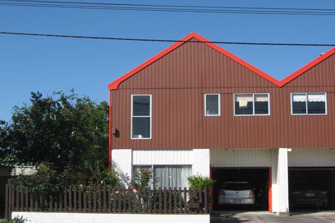 Photo of property in 2/36 Young Street, Somerfield, Christchurch, 8024