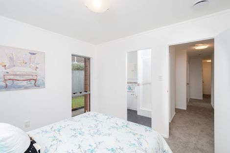 Photo of property in 76 Birdwood Road, Swanson, Auckland, 0612