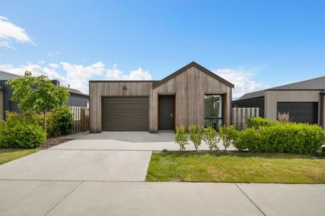 Photo of property in 34 Obelisk Street, Wanaka, 9305