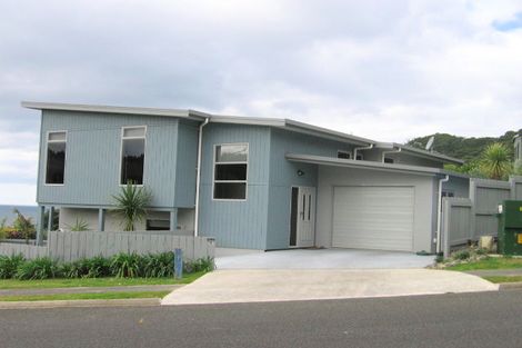 Photo of property in 301 Onemana Drive, Onemana, Whangamata, 3691