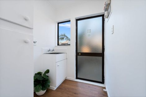 Photo of property in 13 Elisa Lane, Ranui, Auckland, 0612