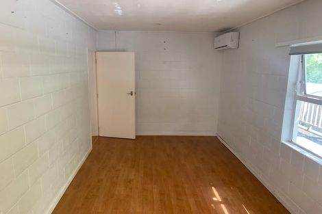 Photo of property in 190 Manuka Road, Bayview, Auckland, 0629