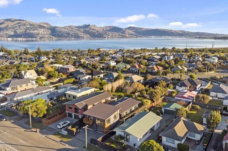 Photo of property in 517 Marine Parade, South New Brighton, Christchurch, 8062