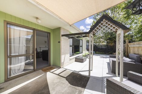 Photo of property in 5 Bethel Court, Milson, Palmerston North, 4414