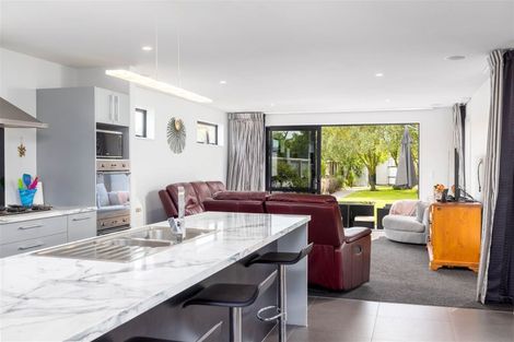 Photo of property in 9 Woodgrove Avenue, North New Brighton, Christchurch, 8083