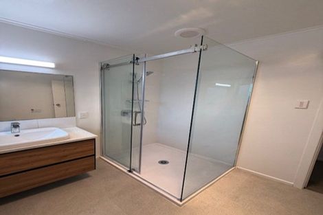 Photo of property in 34 Titoki Street, Te Atatu Peninsula, Auckland, 0610