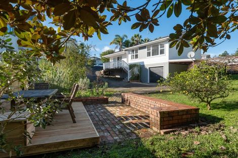 Photo of property in 8 Silver Birch Rise, Henderson, Auckland, 0612