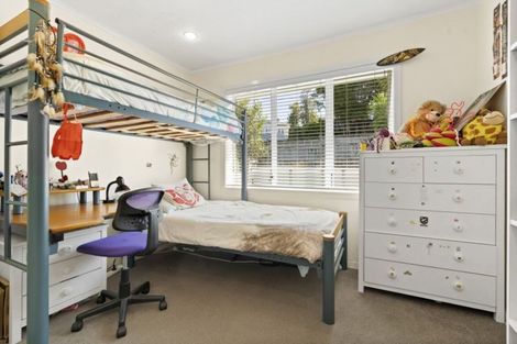 Photo of property in 20 Wyoming Avenue, Murrays Bay, Auckland, 0630