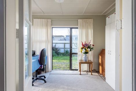 Photo of property in 11 Bell Street, Otane, 4202