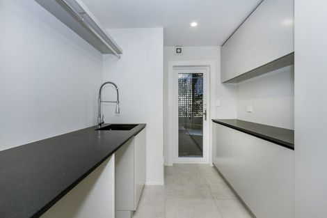 Photo of property in 6 Eric Price Avenue, Takapuna, Auckland, 0620