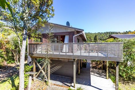Photo of property in 5 Te Kuru Lane, Pukawa Bay, Turangi, 3381