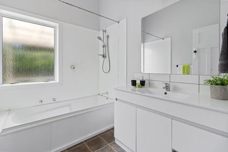 Photo of property in 14 Waimarie Street, Nawton, Hamilton, 3200