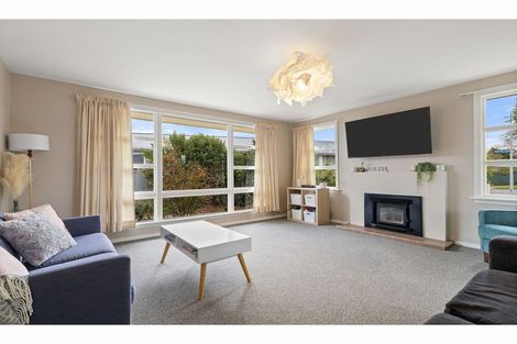 Photo of property in 156 Warren Crescent, Hillmorton, Christchurch, 8025