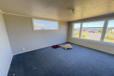 Photo of property in 78 Cornfoot Street, Castlecliff, Whanganui, 4501