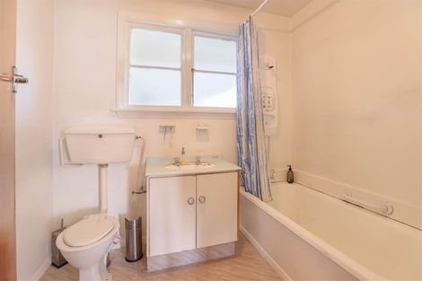 Photo of property in 99 Mcmurdo Street, Tinwald, Ashburton, 7700