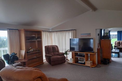 Photo of property in 23 Glamorgan Drive, Torbay, Auckland, 0630