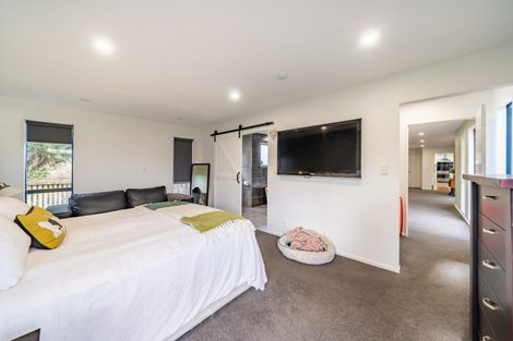 Photo of property in 11 Corlett Road, Plimmerton, Porirua, 5026