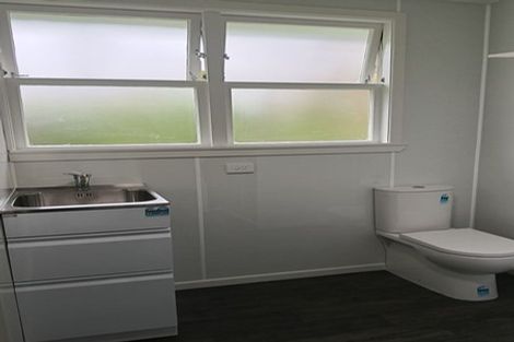 Photo of property in 3a Owen Road, Inner Kaiti, Gisborne, 4010