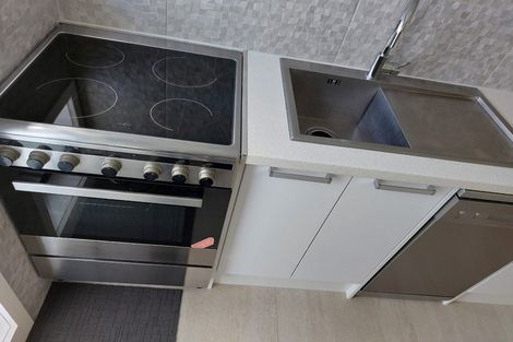 Photo of property in 8/767 Beach Road, Browns Bay, Auckland, 0630