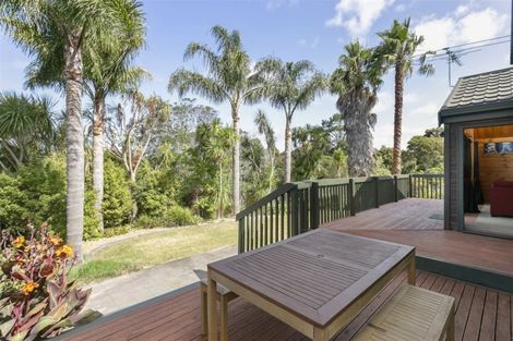 Photo of property in 44 San Valentino Drive, Henderson, Auckland, 0612