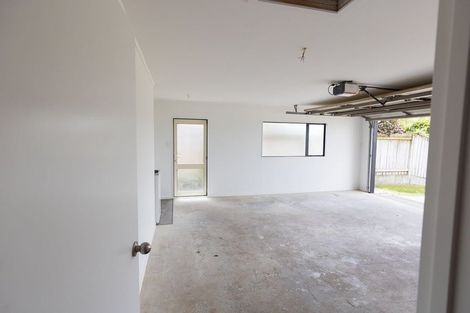 Photo of property in 21 Logan Way, Kelvin Grove, Palmerston North, 4414