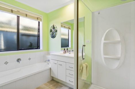 Photo of property in 6 Carrington Drive, Papamoa Beach, Papamoa, 3118