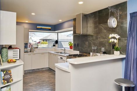 Photo of property in 8b Kingsbury Avenue, Rangiora, 7400