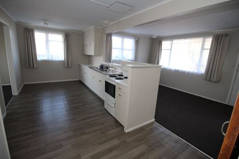 Photo of property in 219 Balmoral Drive, Tokoroa, 3420