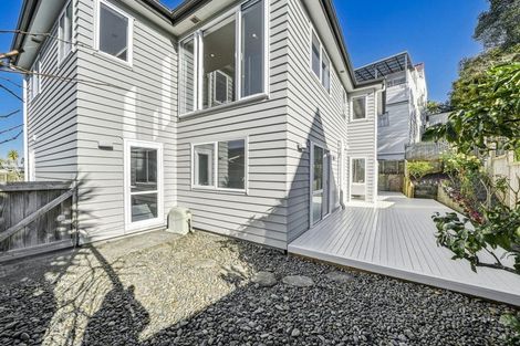 Photo of property in 152a Weatherly Road, Torbay, Auckland, 0630