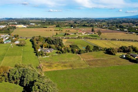 Photo of property in 1343 Devon Road, Brixton, Waitara, 4382