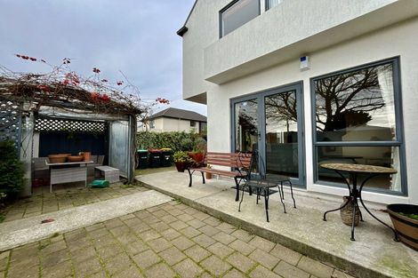 Photo of property in 8/44 London Street, Richmond, Christchurch, 8013