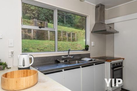 Photo of property in 93 Black Rock Road, Newlands, Wellington, 6037