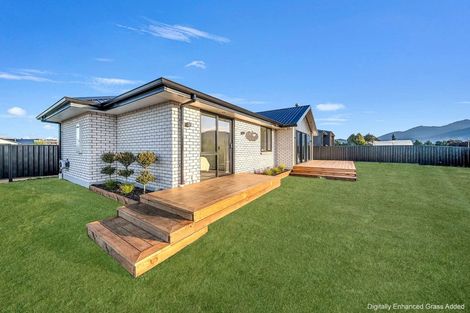 Photo of property in 102 Tukare Loop, Te Anau, 9600