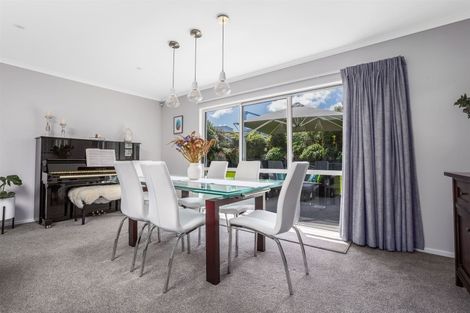 Photo of property in 7 Nelson Avenue, Aotea, Porirua, 5024