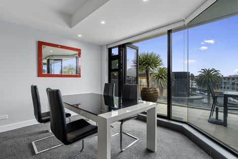 Photo of property in Customhouse Apartments, 314j Maunganui Road, Mount Maunganui, 3116