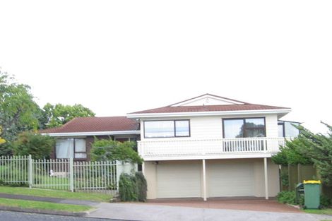 Photo of property in 10 William Bryan Drive, Half Moon Bay, Auckland, 2012