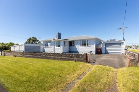Photo of property in 14 Mcnaughton Street, Waitara, 4320