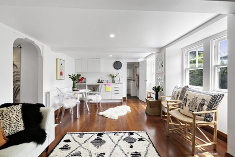 Photo of property in 94 Upland Road, Kelburn, Wellington, 6012