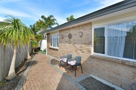 Photo of property in 38 Red Hibiscus Road, Stanmore Bay, Whangaparaoa, 0932