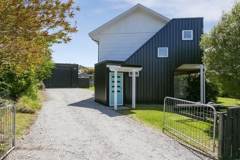 Photo of property in 7 Dorothy Drive, Acacia Bay, Taupo, 3330