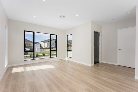 Photo of property in 4 Macgregor Lane, Wainui, 0992