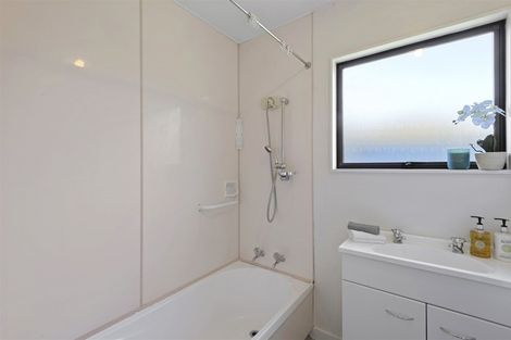 Photo of property in 2/70 Milton Street, Somerfield, Christchurch, 8024