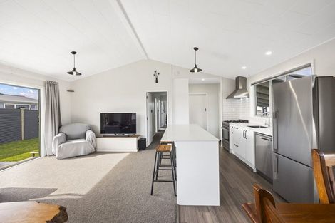 Photo of property in 39 Fairfield Road, Hawera, 4610