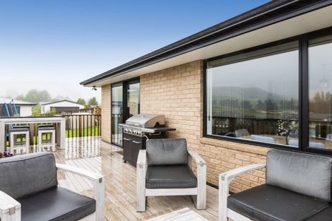 Photo of property in 50 Titri Road, Waihola, Outram, 9073