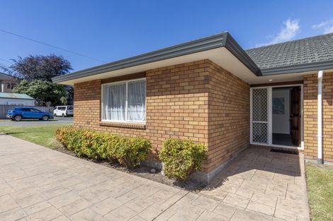 Photo of property in 22 Kowhai Grove, Raumati Beach, Paraparaumu, 5032