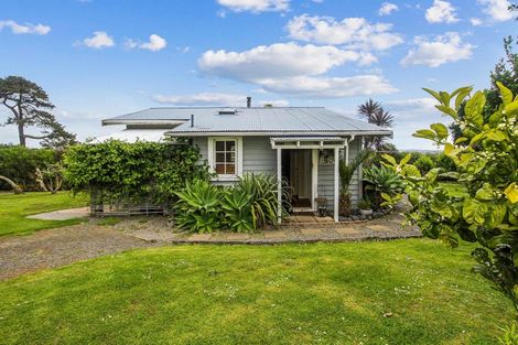 Photo of property in 42 Boyd Road, Clarks Beach, Pukekohe, 2679