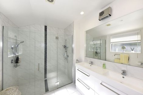 Photo of property in 9 Kenmure Drive, Huntsbury, Christchurch, 8022